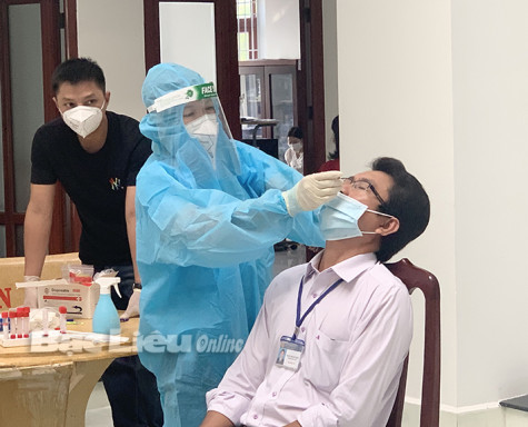 Xét nghiệm RT-PCR cho tất cả đại biểu tham dự kỳ họp thứ 4, HĐND tỉnh khóa X