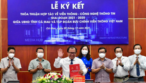 UBND tỉnh Cà Mau và Tập đoàn VNPT ký thoả thuận hợp tác về chuyển đổi số