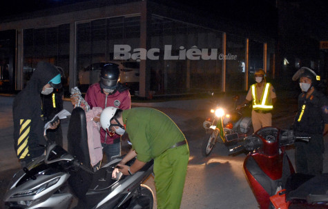 TP. Bạc Liêu: Xử phạt hơn 590 trường hợp ra đường sau 20 giờ