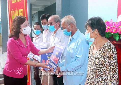 Tăng cường xây dựng Đảng, chính quyền ngay từ năm đầu của nhiệm kỳ
