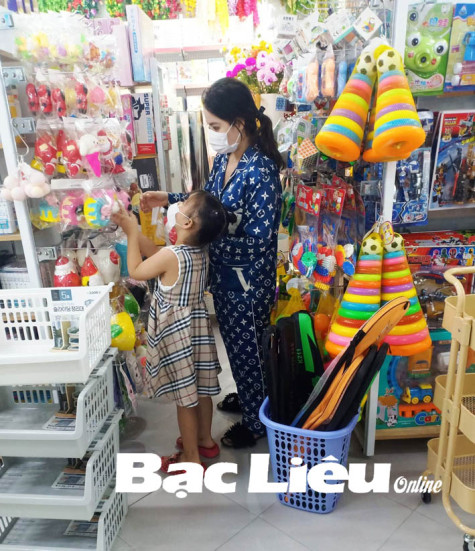 Thị trường Noel ảm đạm vì dịch