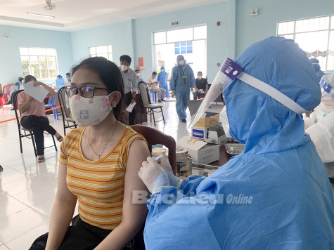 Ghi nhận 385 ca mắc mới tại cộng đồng, tăng 94 ca so với ngày hôm qua