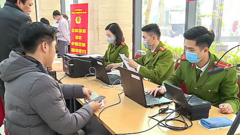 Phát triển ứng dụng dữ liệu về dân cư phục vụ chuyển đổi số quốc gia