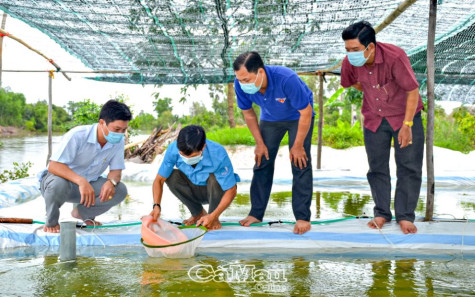 Xây dựng Ðảng “trước một bước” - Bài cuối: Giữ chân đoàn viên, thanh niên phải từ gốc