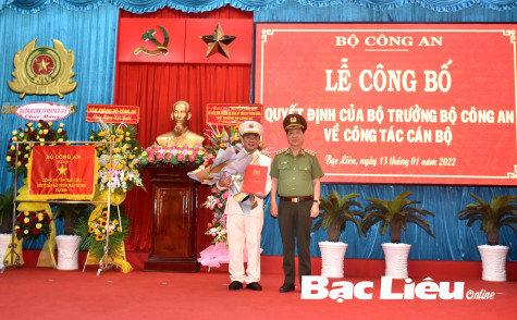 Công bố Quyết định bổ nhiệm Phó Giám đốc Công an tỉnh Bạc Liêu