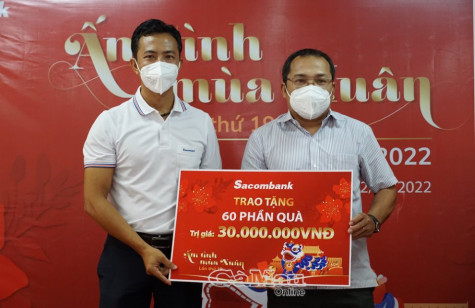 Những phần quà ấm tình