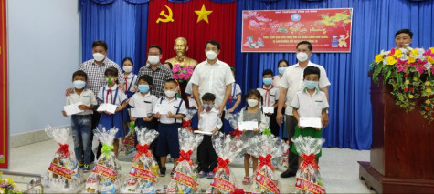 Tết yêu thương cho trẻ thơ