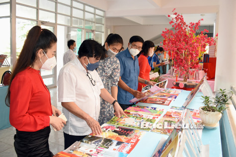 Khai mạc triển lãm sách, báo và tạp chí xuân Nhâm Dần 2022