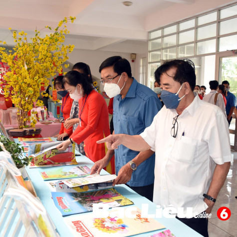 Tết vui tươi, bình an