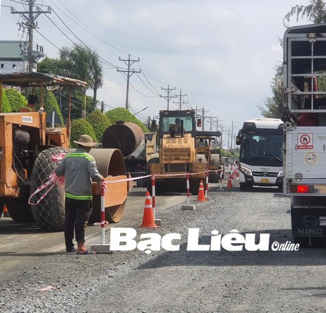 Sửa chữa đường gây ảnh hưởng lưu thông