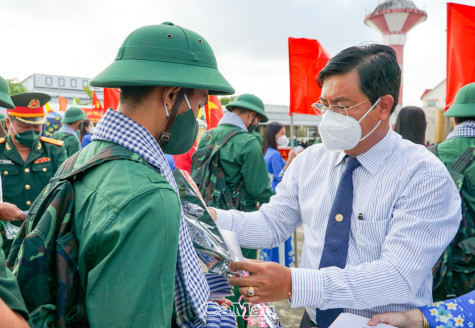 Rộn ràng Ngày hội tòng quân