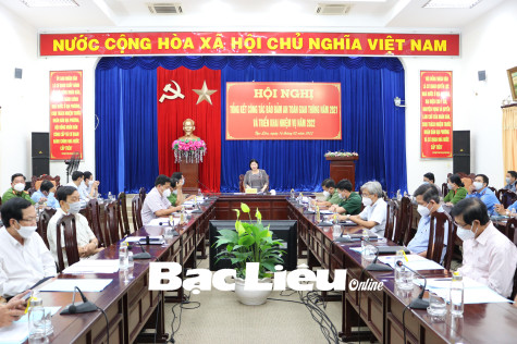 Năm An toàn giao thông 2022:​ Xây dựng văn hóa giao thông an toàn gắn với kiểm soát hiệu quả dịch COVID-19