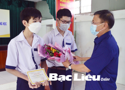 Tổng kết Cuộc thi KH-KT cấp tỉnh học sinh trung học năm học 2021 - 2022