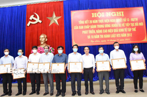 Thực hiện Nghị quyết về phát triển kinh tế tập thể: Cần sự vào cuộc của cả hệ thống chính trị