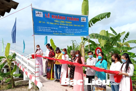 Liên hiệp các Tổ chức hữu nghị vận động xây dựng cầu tại xã Vĩnh Mỹ B
