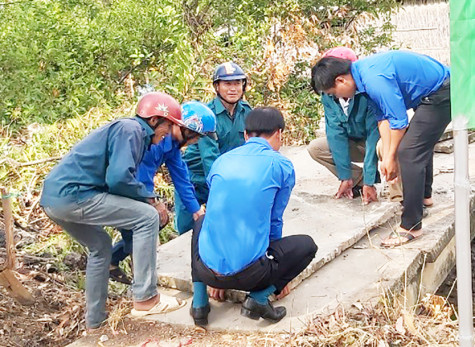 Đoàn cơ sở xã Định Thành A: Nhiều hoạt động thiết thực với cộng đồng