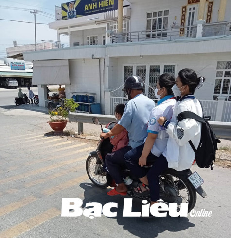 Học sinh vi phạm Luật Giao thông: Chuyện cũ lại tái diễn