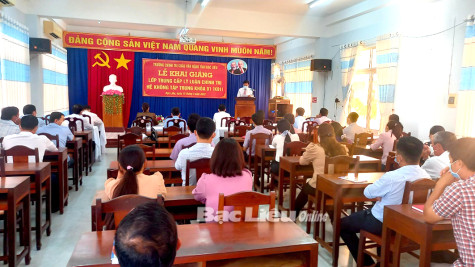 Trường Chính trị Châu Văn Đặng: Khai giảng lớp Trung cấp Lý luận chính trị khóa 91