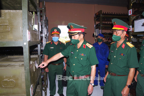 Phó Tư lệnh Quân khu 9 - Thiếu tướng Nguyễn Minh Triều: Kiểm tra công tác Kỹ thuật tại BCH Quân sự tỉnh Bạc Liêu