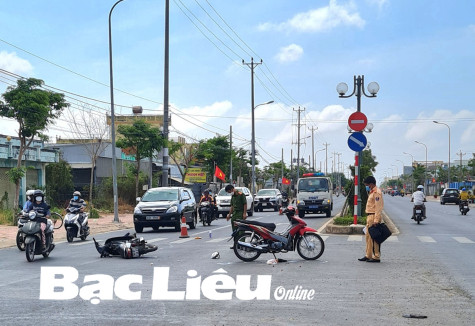Nhiều biện pháp kiềm chế tai nạn giao thông liên quan đến mô tô, xe máy