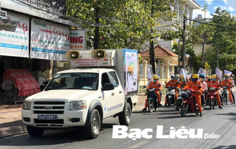 Điện lực TP. Bạc Liêu: Tuần hành hưởng ứng sự kiện “Giờ trái đất” năm 2022