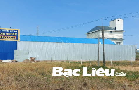 Yêu cầu tháo dỡ công trình xây trái phép trên đất quy hoạch