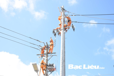 Huy động nhiều nguồn lực để phát triển hạ tầng