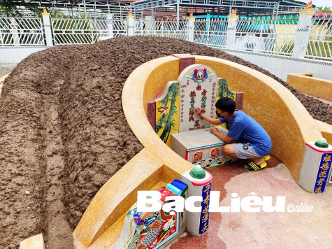 Thanh minh mùa...  bình thường mới