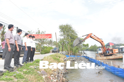 Huyện Phước Long: Đồng loạt ra quân làm công trình phòng, chống sạt lở