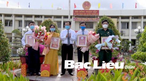 Huyện Đông Hải: Tuyên dương các tập thể, cá nhân điển hình trong học tập và làm theo Bác