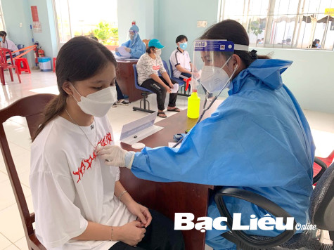 Những phản ứng có thể xảy ra khi tiêm vắc-xin COVID-19 cho trẻ