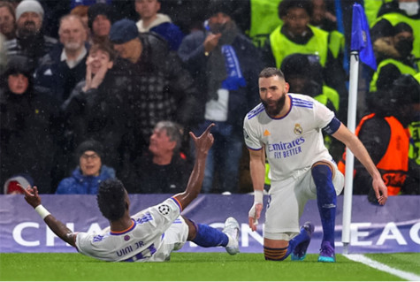 Đè bẹp Chelsea, Real Madrid đặt một chân vào bán kết