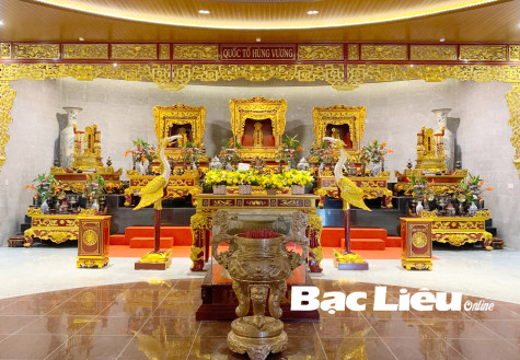 Đền thờ Quốc Tổ​ ở đất Chín Rồng