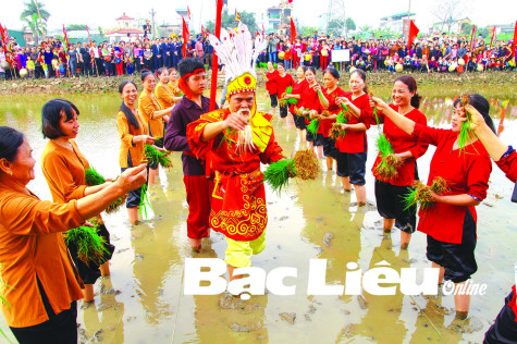 Những câu chuyện tuyệt vời về​ một thời vàng son của lịch sử Việt Nam