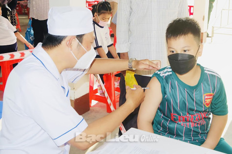 Phản ứng thường xảy ra sau tiêm vắc-xin phòng COVID-19 cho trẻ