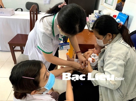 Phòng ngừa bệnh bại liệt: Cần tiêm nhắc lại 1 mũi vắc-xin bại liệt