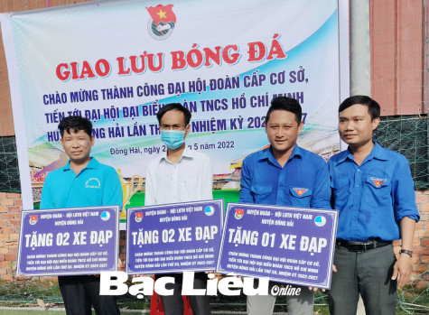 Huyện đoàn Đông Hải tổ chức giao lưu bóng đá chào mừng Đại hội Đoàn