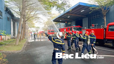 Lính cứu hỏa Bạc Liêu hết lòng vì nhân dân phục vụ
