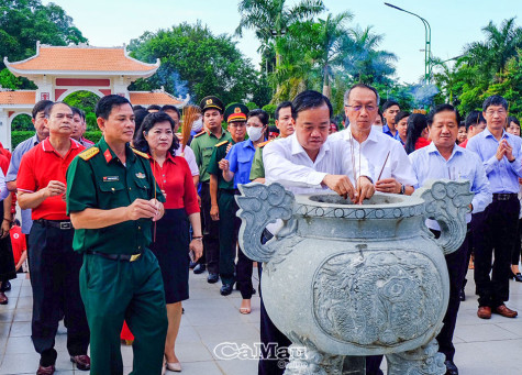 10 năm hành trình “Kết nối dòng máu Việt”