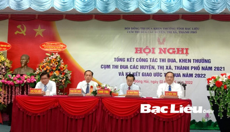 Cụm thi đua các huyện, thị xã, thành phố: Vượt qua dịch bệnh, tiếp tục phát triển kinh tế - xã hội