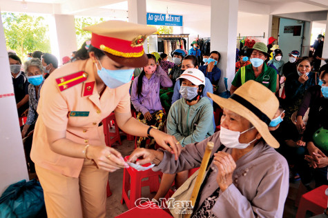 Thắp sáng yêu thương  nơi vùng đất cuối trời