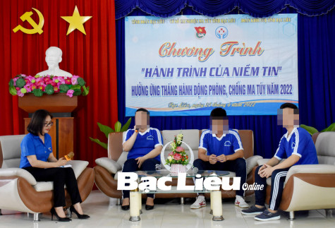 Đường về của những mảnh đời lầm lạc