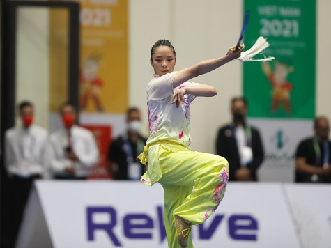 Dương Thúy Vi giành HCV đầu tiên cho wushu Việt Nam khi thi đấu tại Mỹ