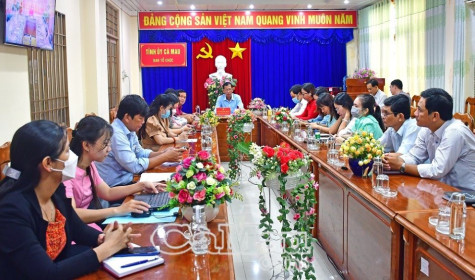 Bồi dưỡng kiến thức về xây dựng Đảng cho lãnh đạo, phóng viên, biên tập viên