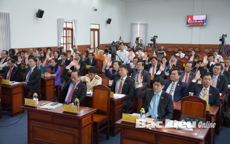 Bế mạc kỳ họp thứ 5, HĐND tỉnh khóa X: Thông qua 17 nghị quyết chuyên đề quan trọng