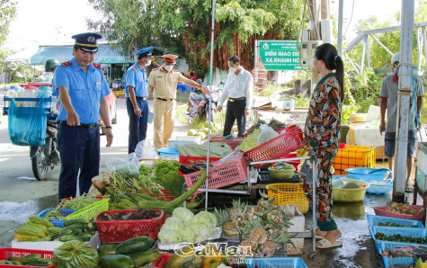 Quản lý chặt tình trạng chợ tự phát