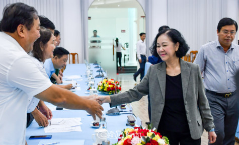 Bộ Chính trị kiểm tra thực hiện Nghị quyết Đại hội XIII của Đảng đối với Ban Thường vụ Tỉnh uỷ Cà Mau