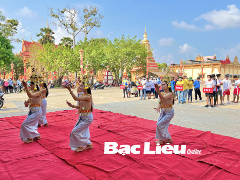 Xây dựng đời sống văn hóa ở vùng có đông đồng bào Khmer: Những cách làm​ linh hoạt, hợp lòng dân