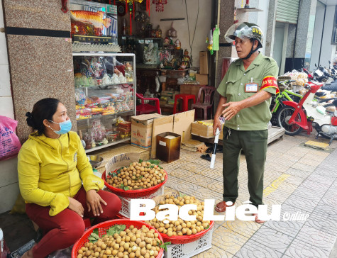 Người bảo vệ dân phố nhiệt huyết với công việc