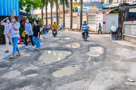 Nỗi lo "khát" vốn